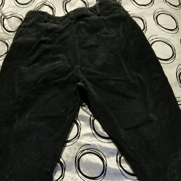 Black suede pants by Wilson's size 10 - Picture 2 of 3